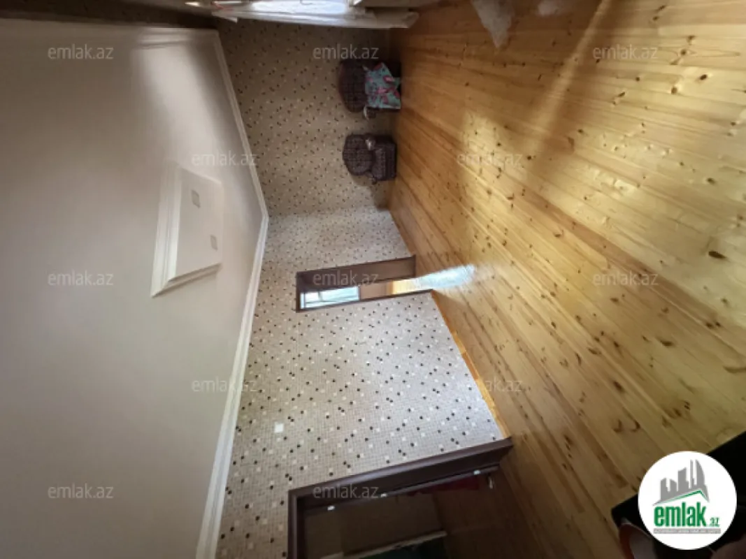 Satılır 4 otaqlı həyət evi 139 m²