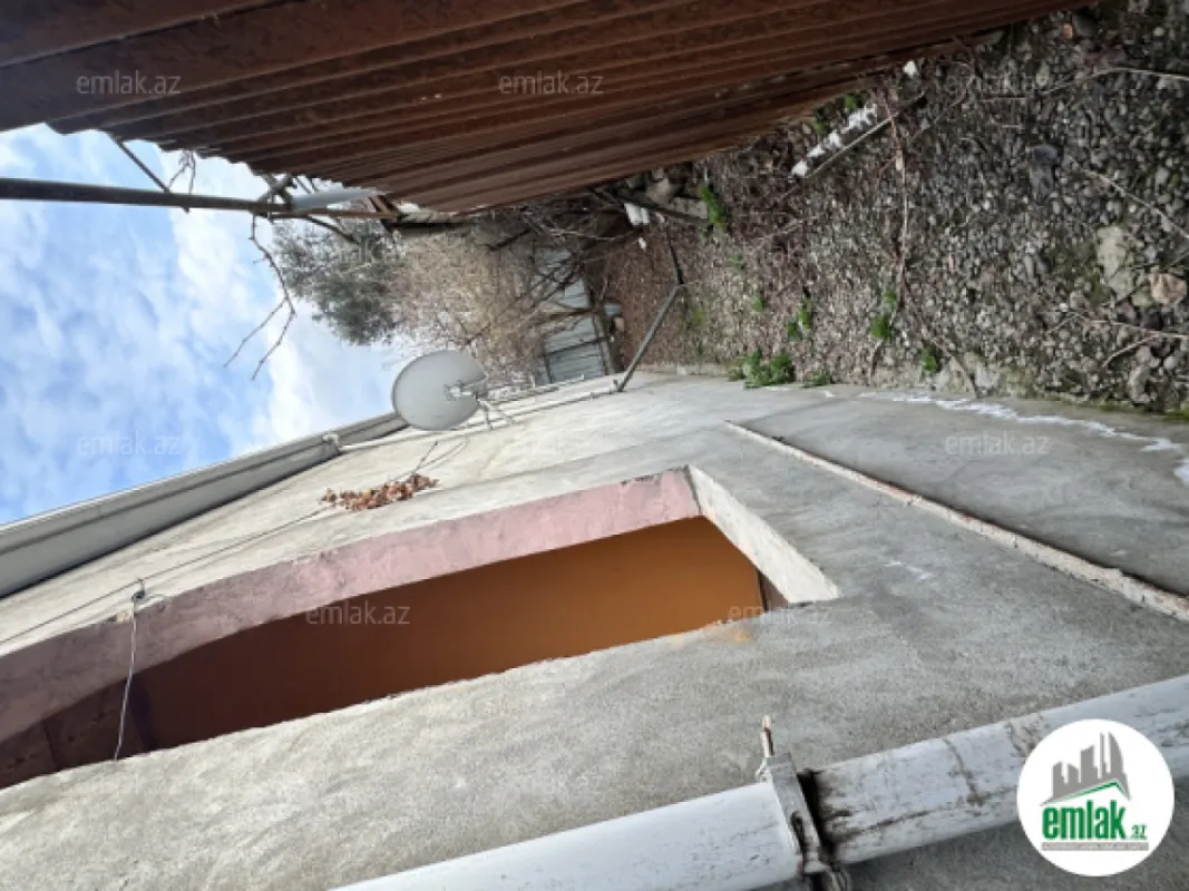 Satılır 4 otaqlı həyət evi 139 m²