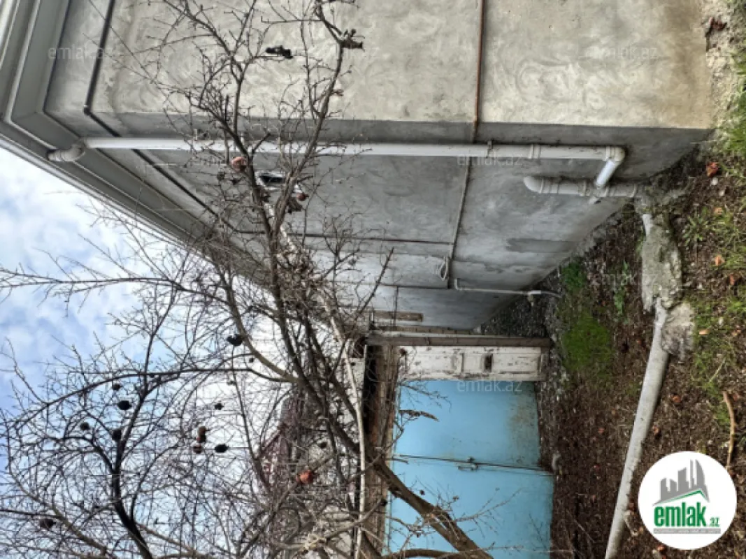 Satılır 4 otaqlı həyət evi 139 m²