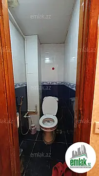 Satılır 3 otaqlı köhnə tikili 80 m²