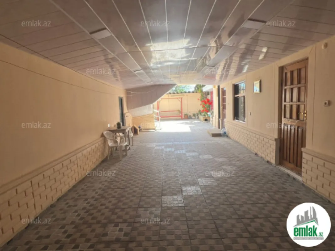 Satılır 5 otaqlı həyət evi 230 m²