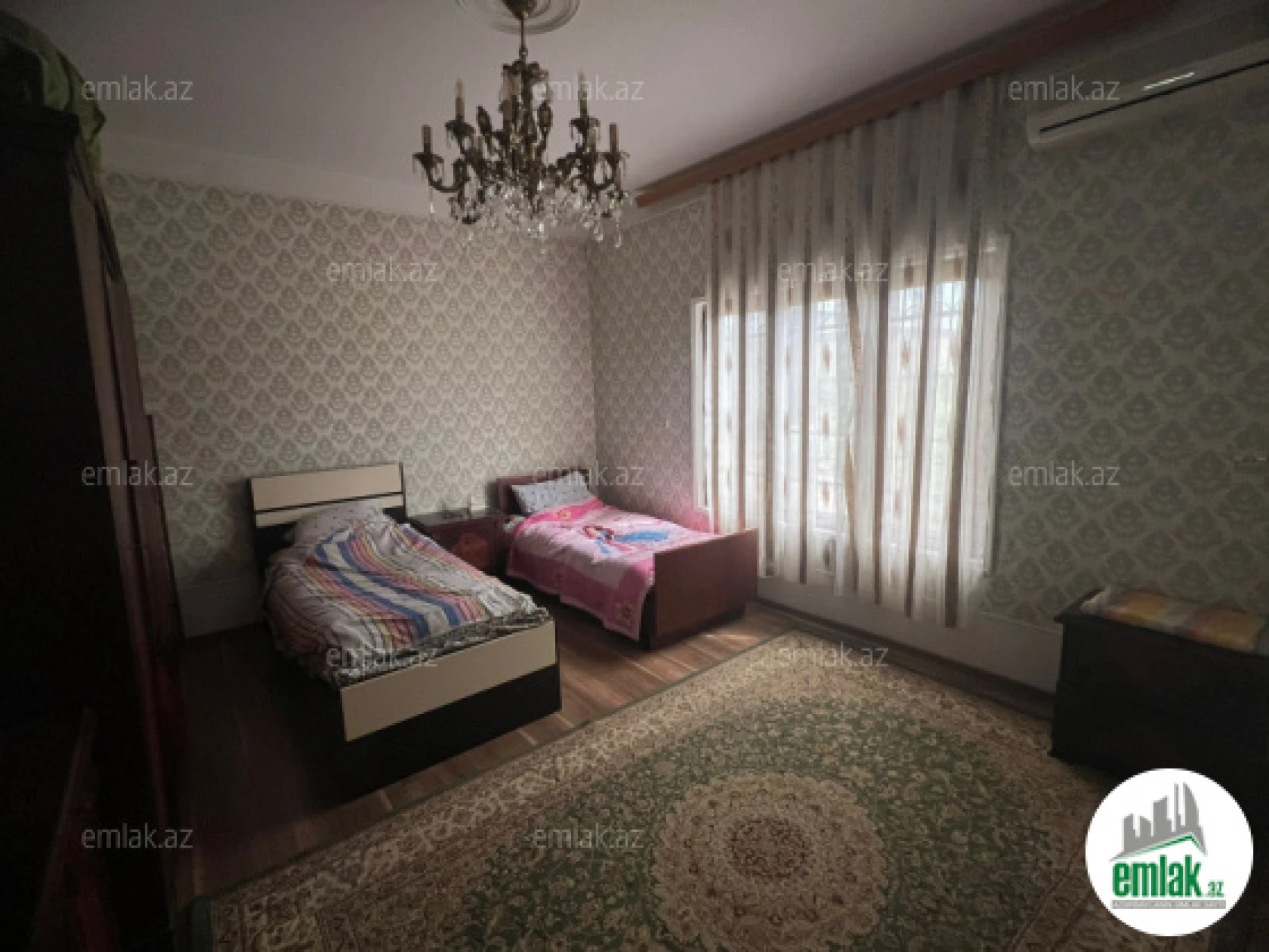 Satılır 5 otaqlı həyət evi 230 m²