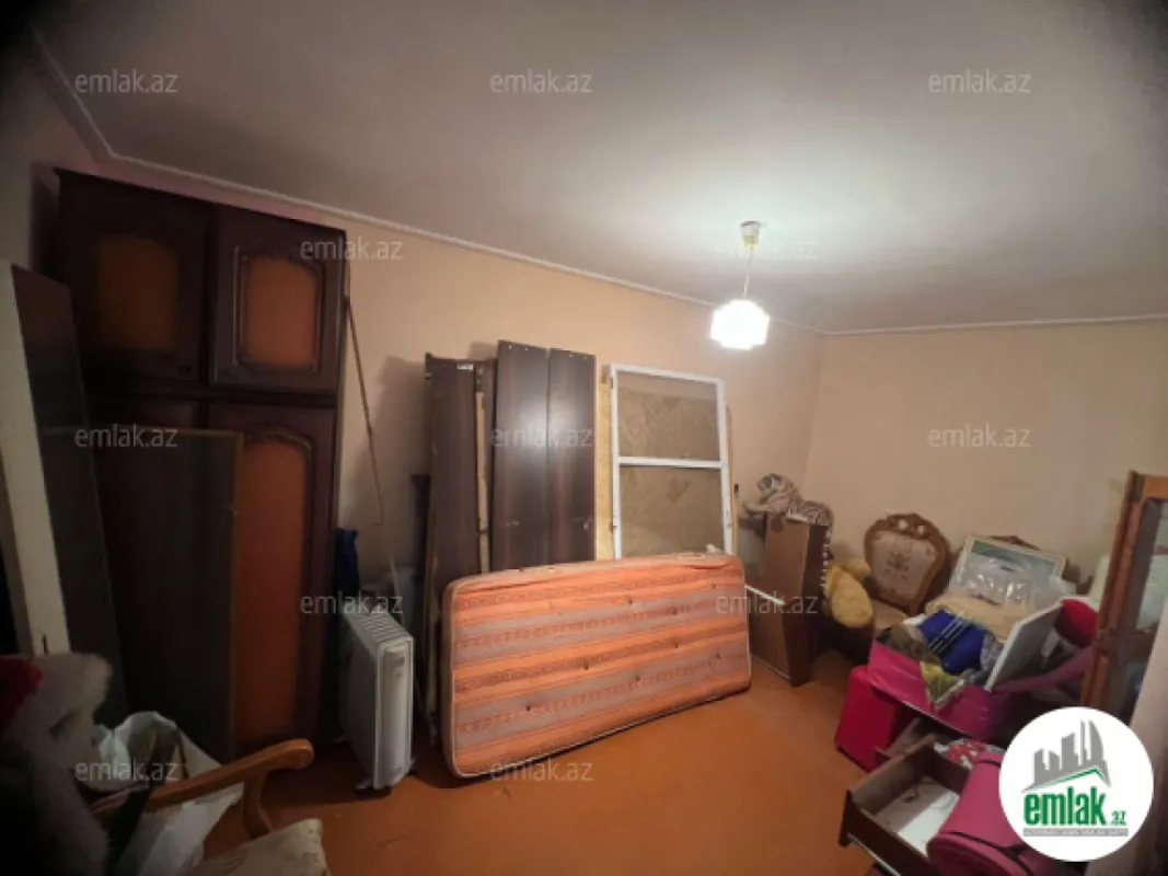 Satılır 5 otaqlı həyət evi 230 m²