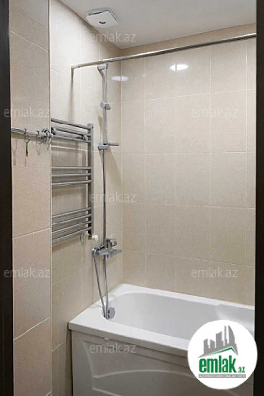 Satılır 3 otaqlı yeni tikili 95 m²