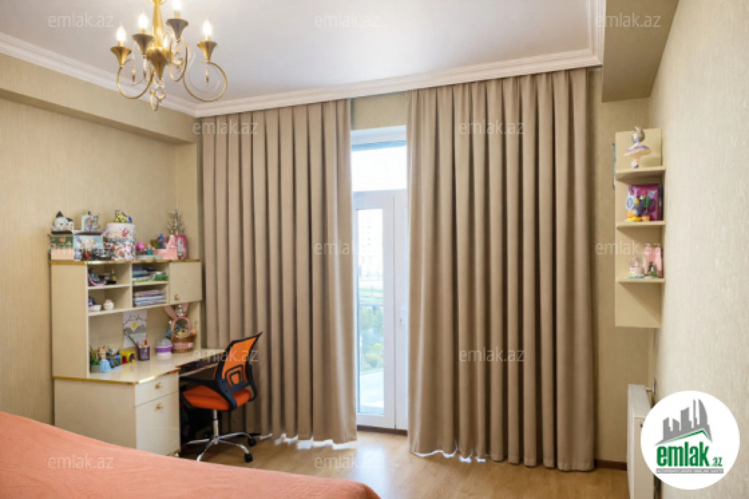 Satılır 3 otaqlı yeni tikili 95 m²