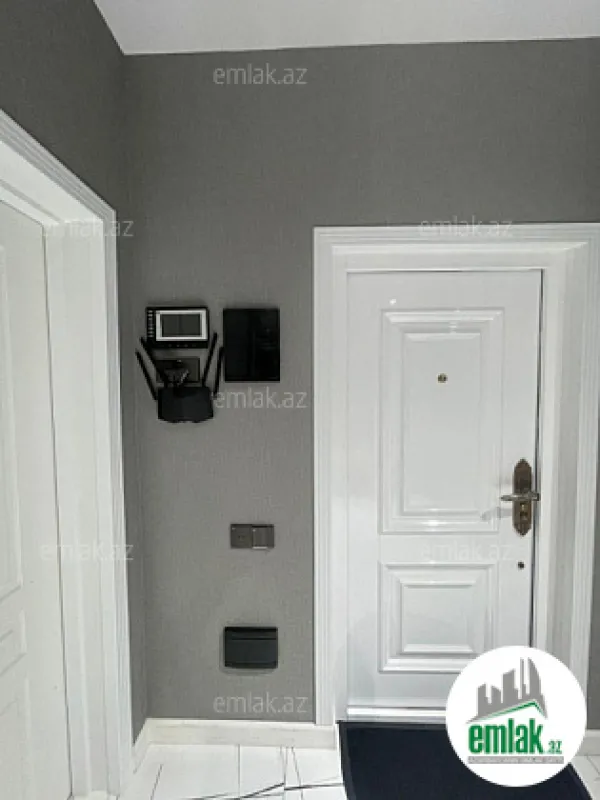 Satılır 3 otaqlı yeni tikili 131 m²