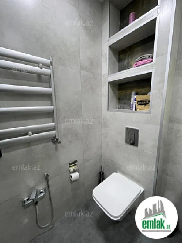 Satılır 3 otaqlı yeni tikili 131 m²