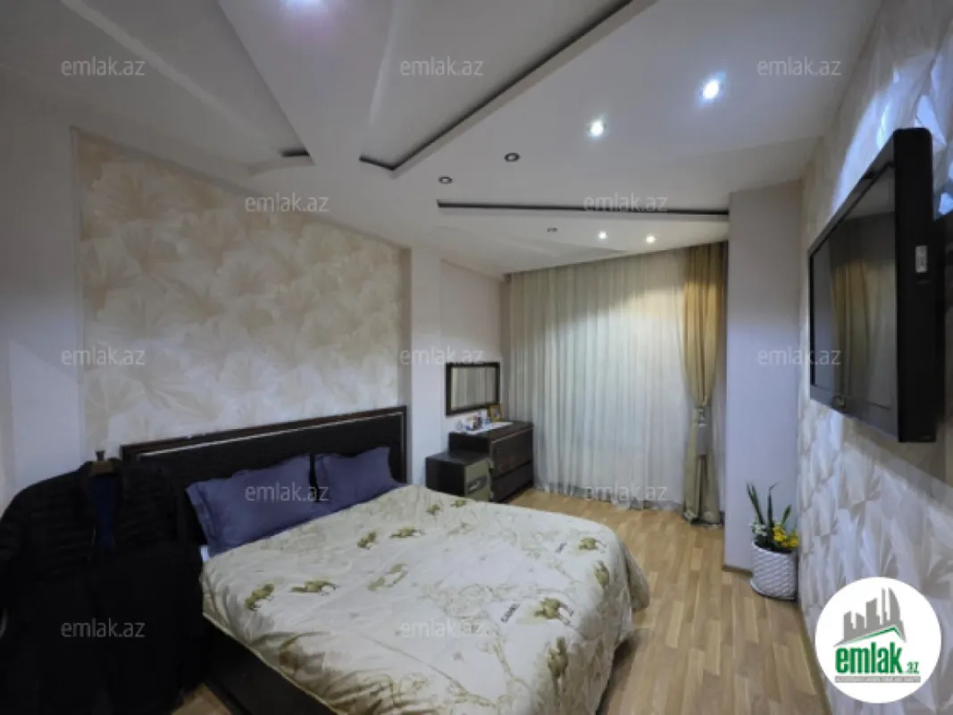 Satılır 3 otaqlı yeni tikili 110 m²