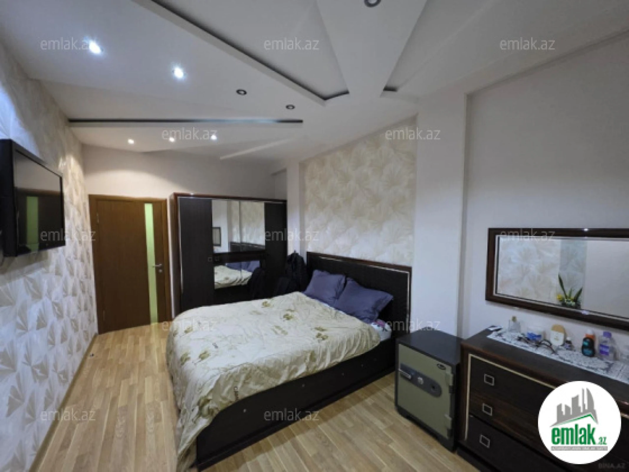 Satılır 3 otaqlı yeni tikili 110 m²
