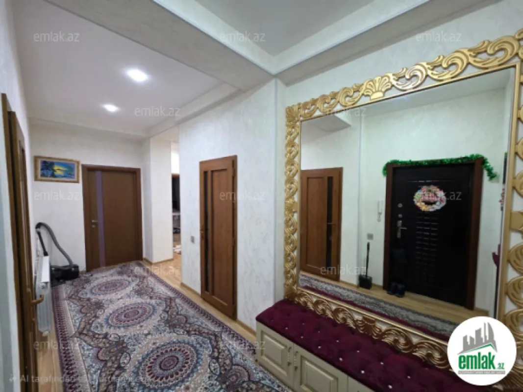Satılır 3 otaqlı yeni tikili 110 m²