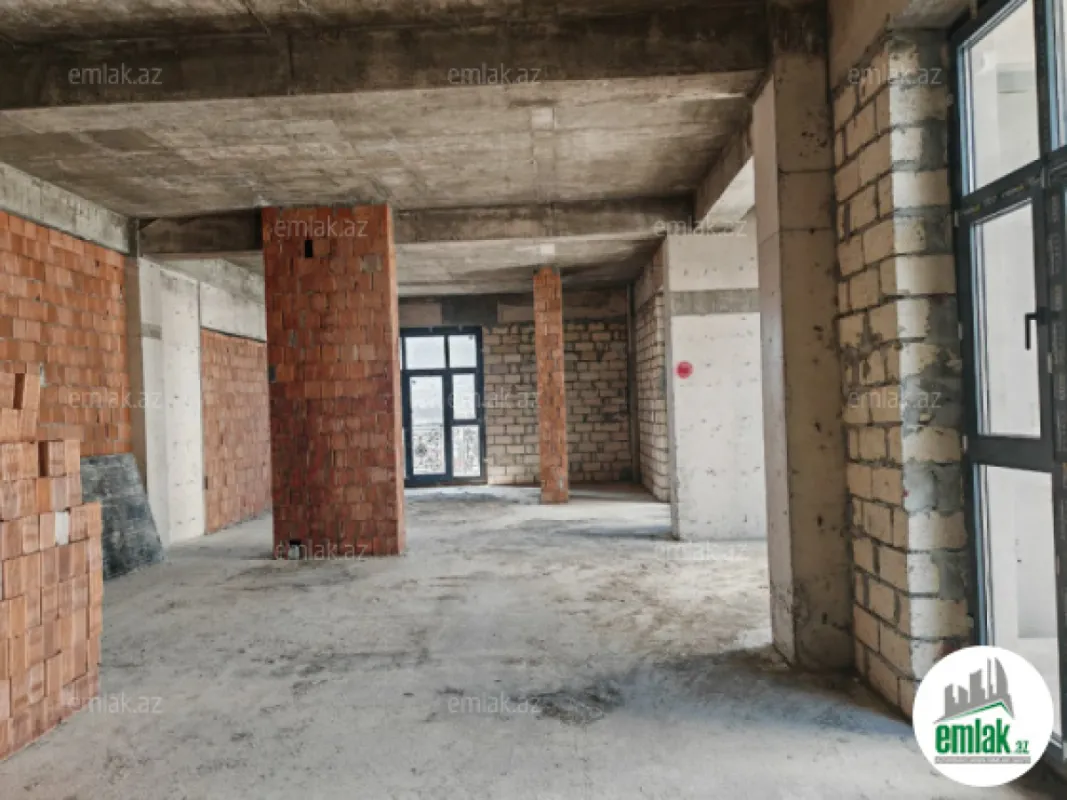 Satılır 4 otaqlı yeni tikili 160 m²