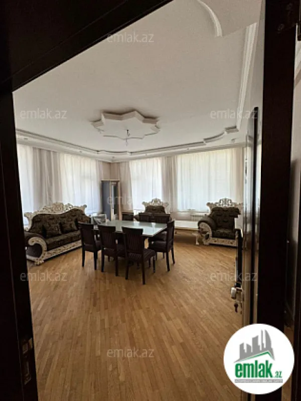 Satılır 3 otaqlı yeni tikili 120 m²