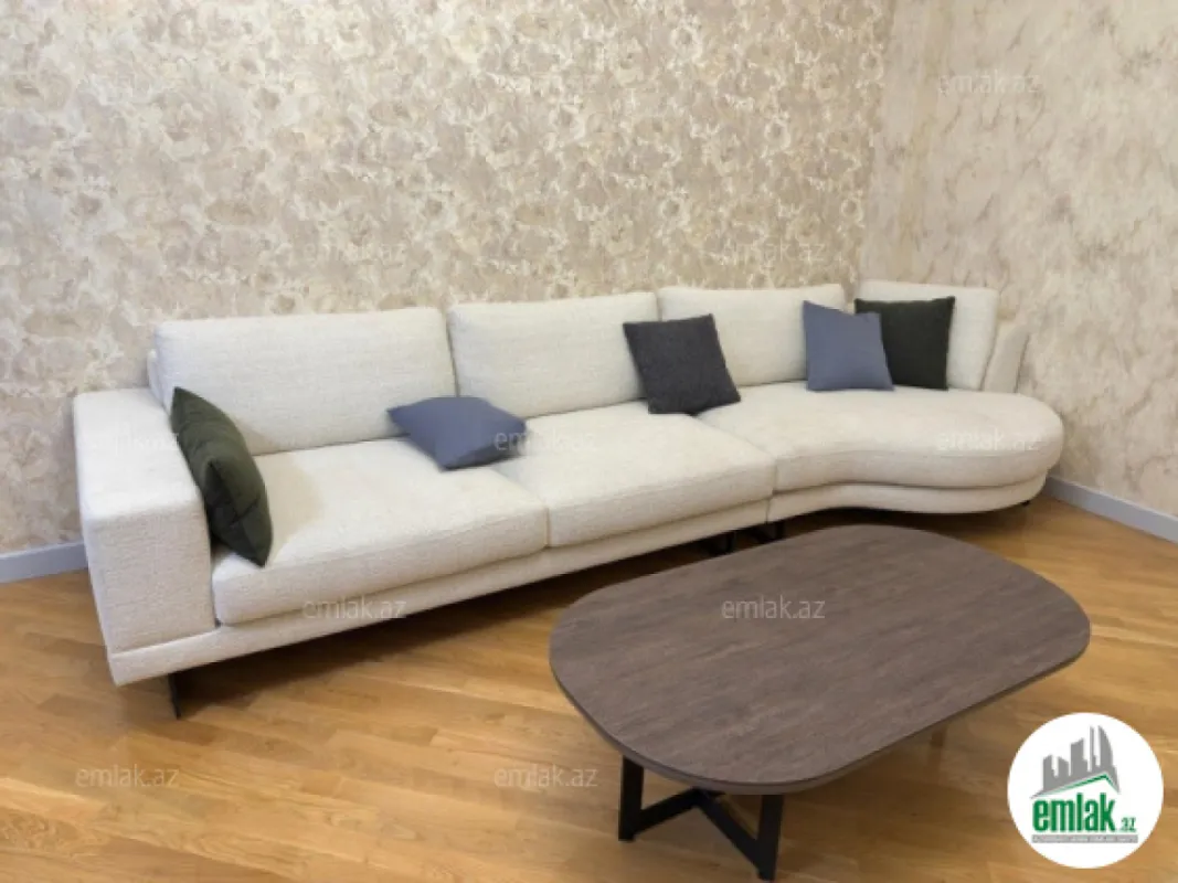 Satılır 3 otaqlı yeni tikili 105 m²