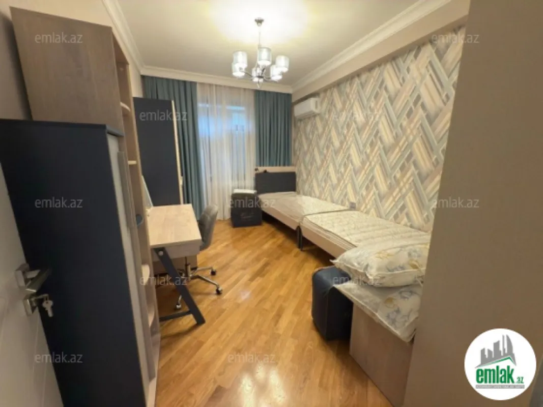 Satılır 3 otaqlı yeni tikili 105 m²