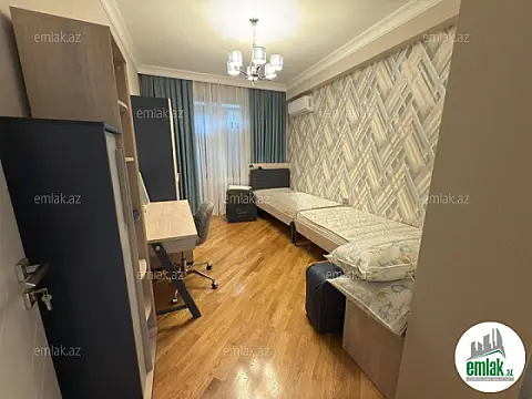 Satılır 3 otaqlı yeni tikili 105 m²