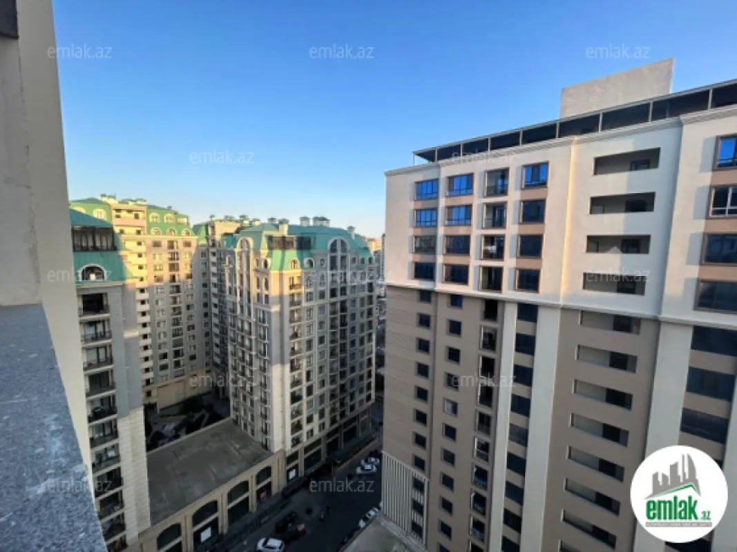 Satılır 2 otaqlı yeni tikili 81 m²