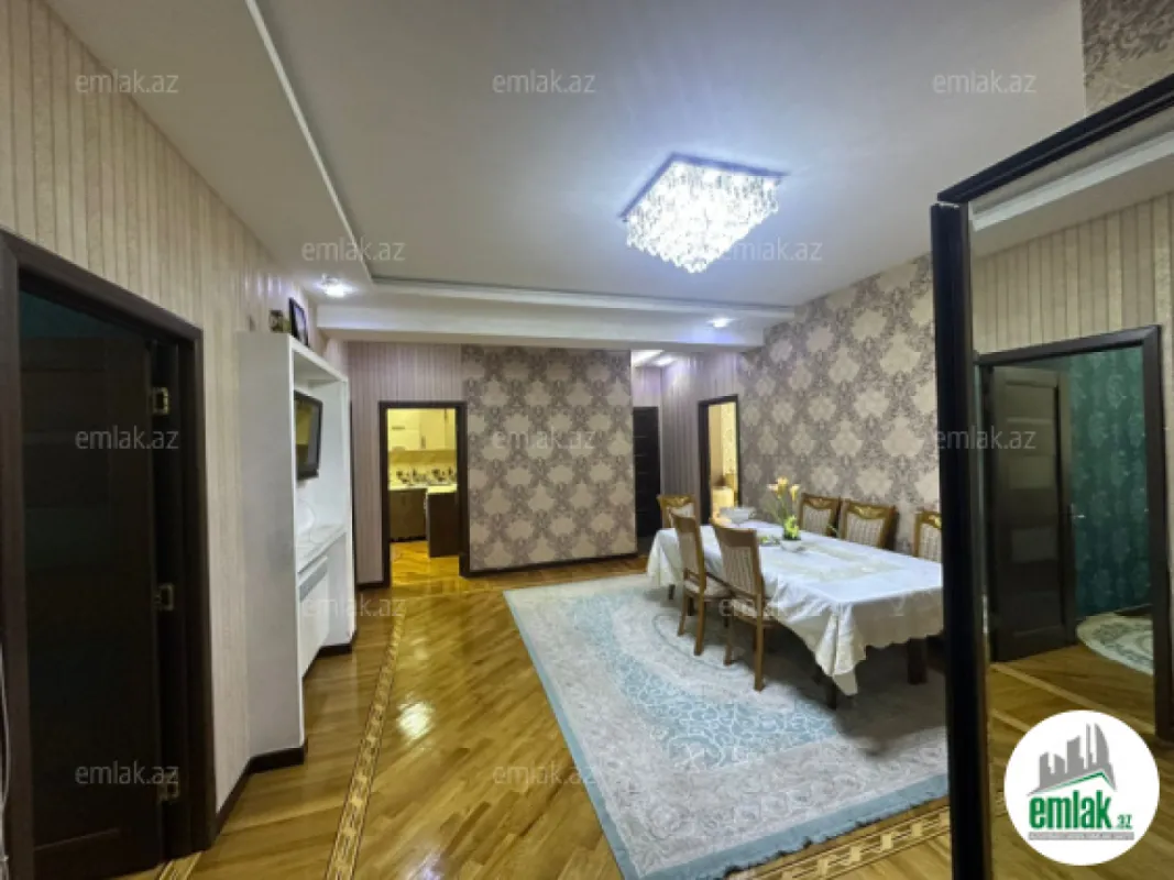 Satılır 3 otaqlı yeni tikili 127 m²