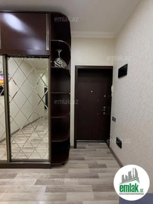 Satılır 3 otaqlı yeni tikili 110 m²