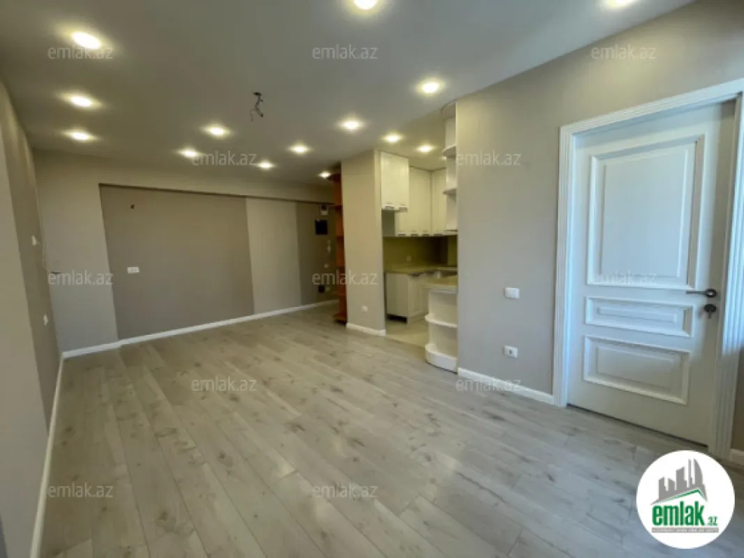 Satılır 3 otaqlı yeni tikili 85 m²