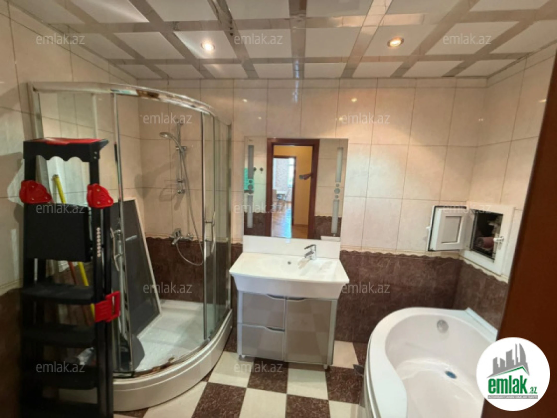 Satılır 2 otaqlı yeni tikili 110 m²