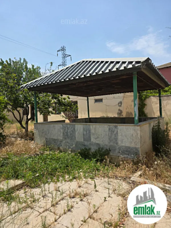 Satılır 11 otaqlı mənzil 3400 m²