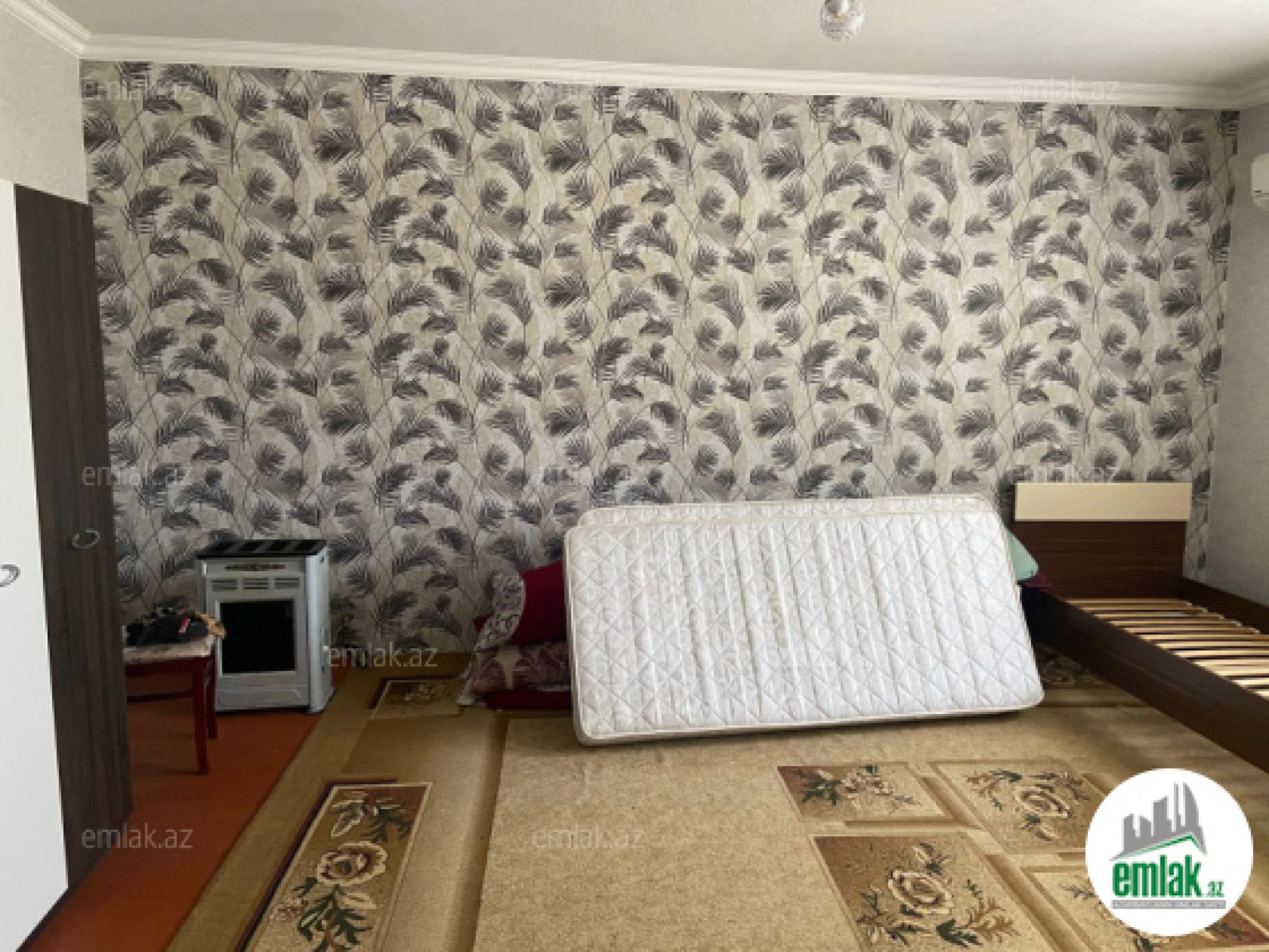 Satılır 4 otaqlı həyət evi 150 m²