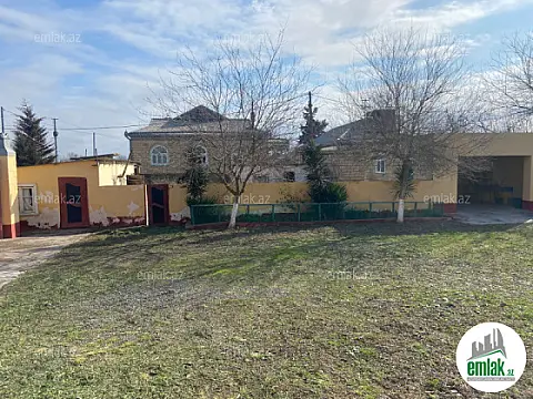 Satılır 4 otaqlı həyət evi 150 m²