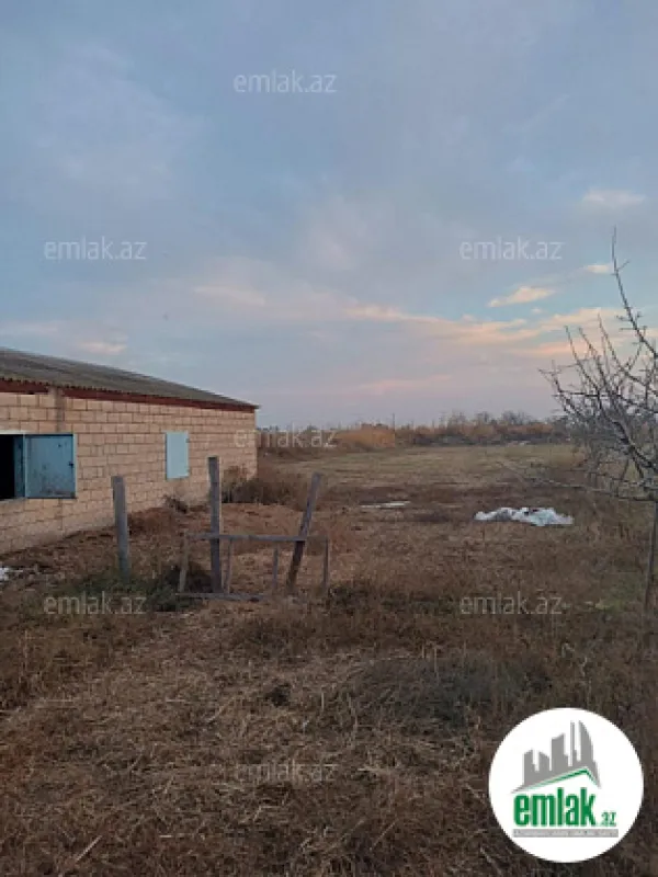 Satılır 4 otaqlı həyət evi 150 m²