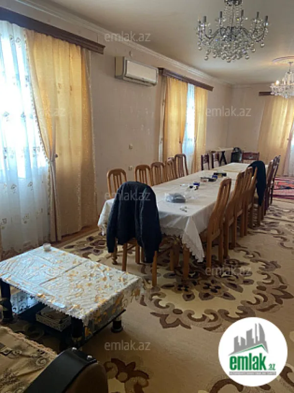 Satılır 4 otaqlı həyət evi 150 m²