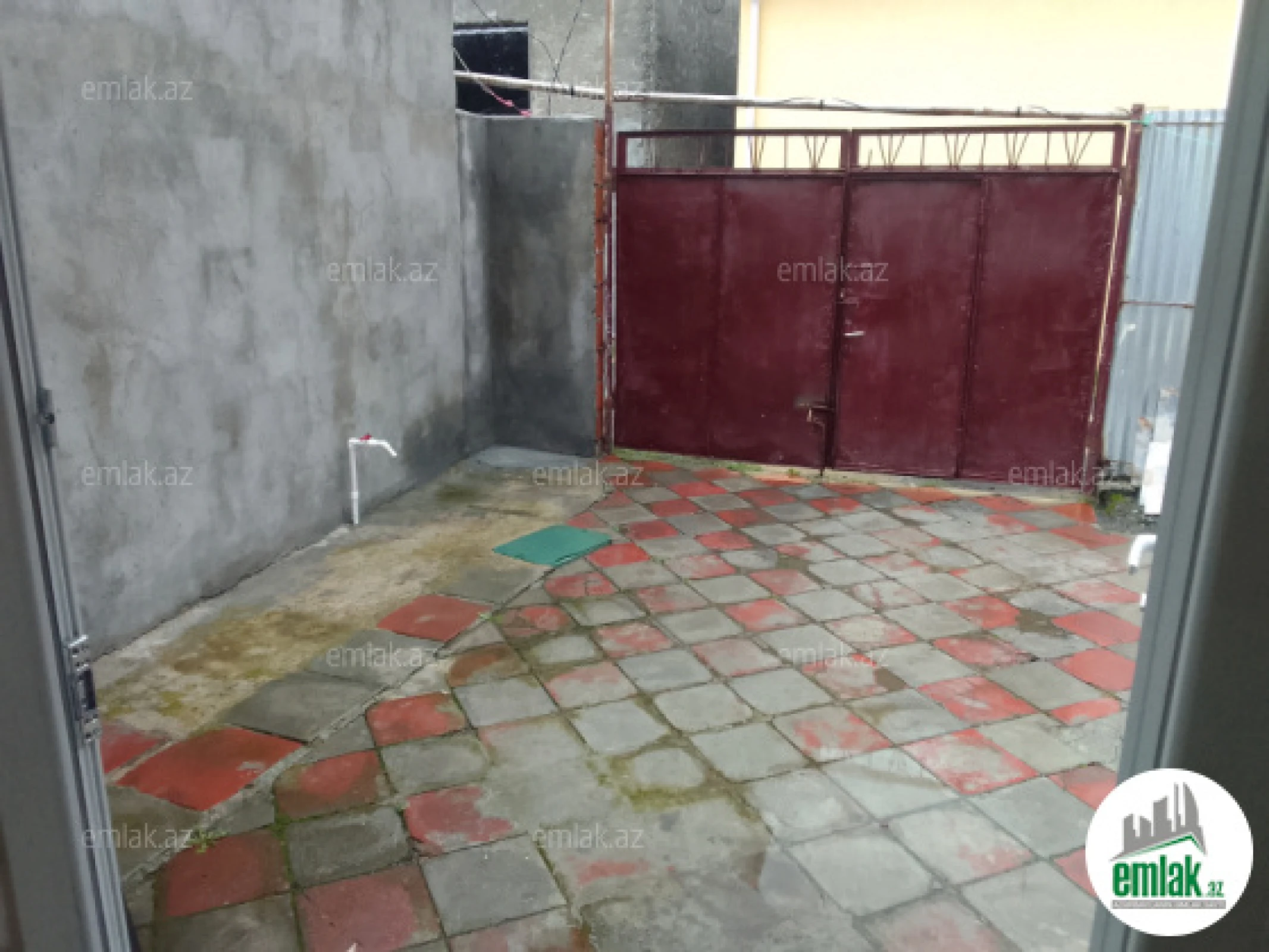 Satılır 2 otaqlı həyət evi 62 m²