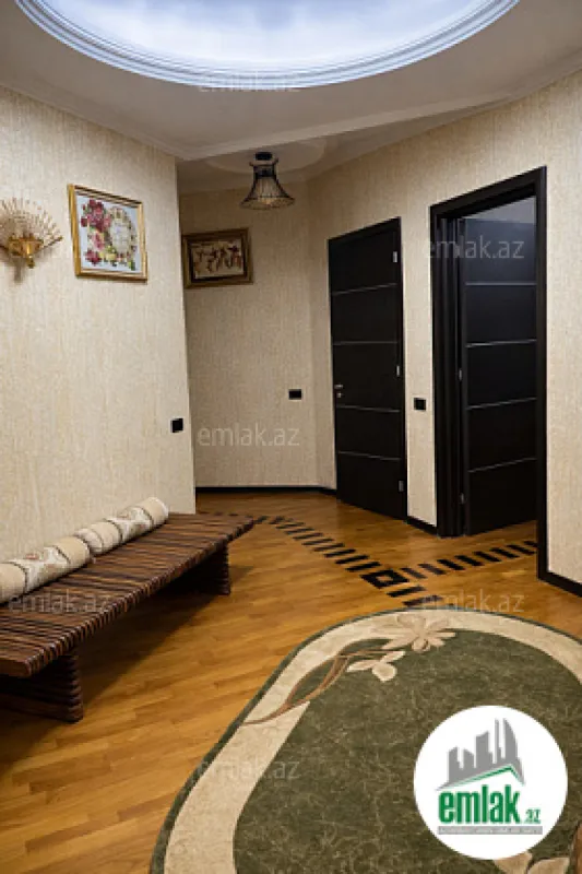 Satılır 3 otaqlı yeni tikili 137 m²