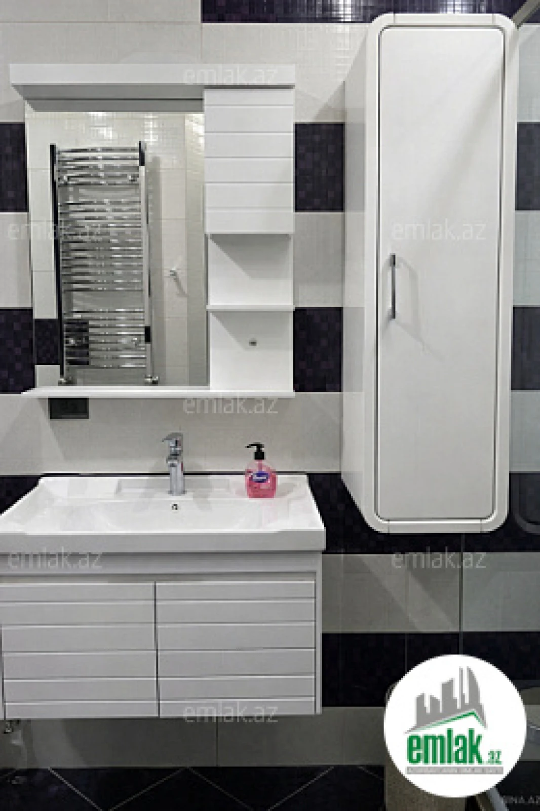 Satılır 3 otaqlı yeni tikili 137 m²