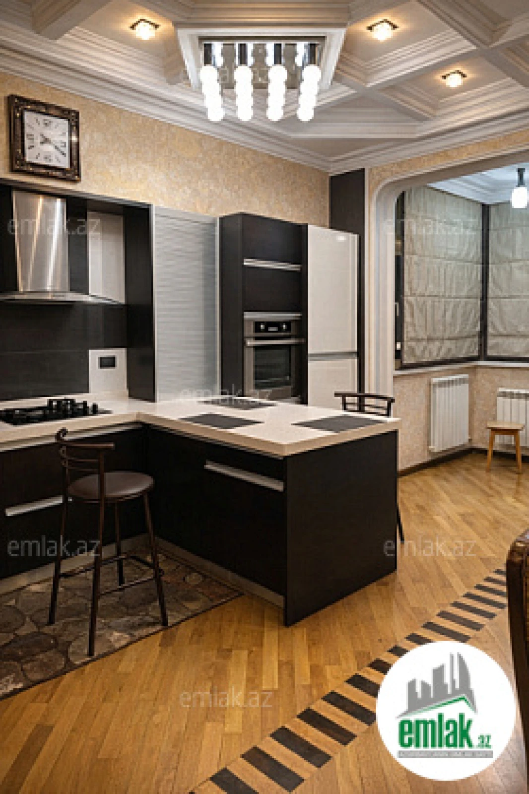 Satılır 3 otaqlı yeni tikili 137 m²