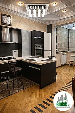 Satılır 3 otaqlı yeni tikili 137 m²