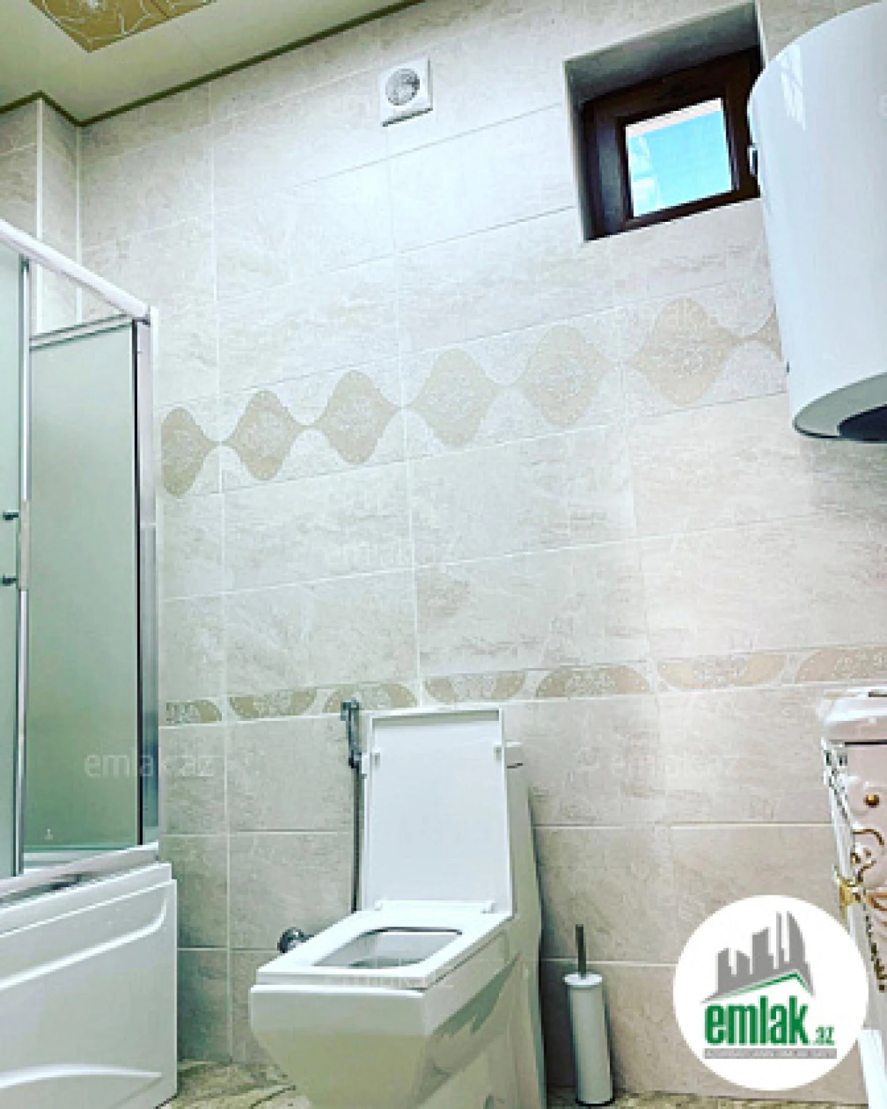 Satılır 6 otaqlı həyət evi 460 m²