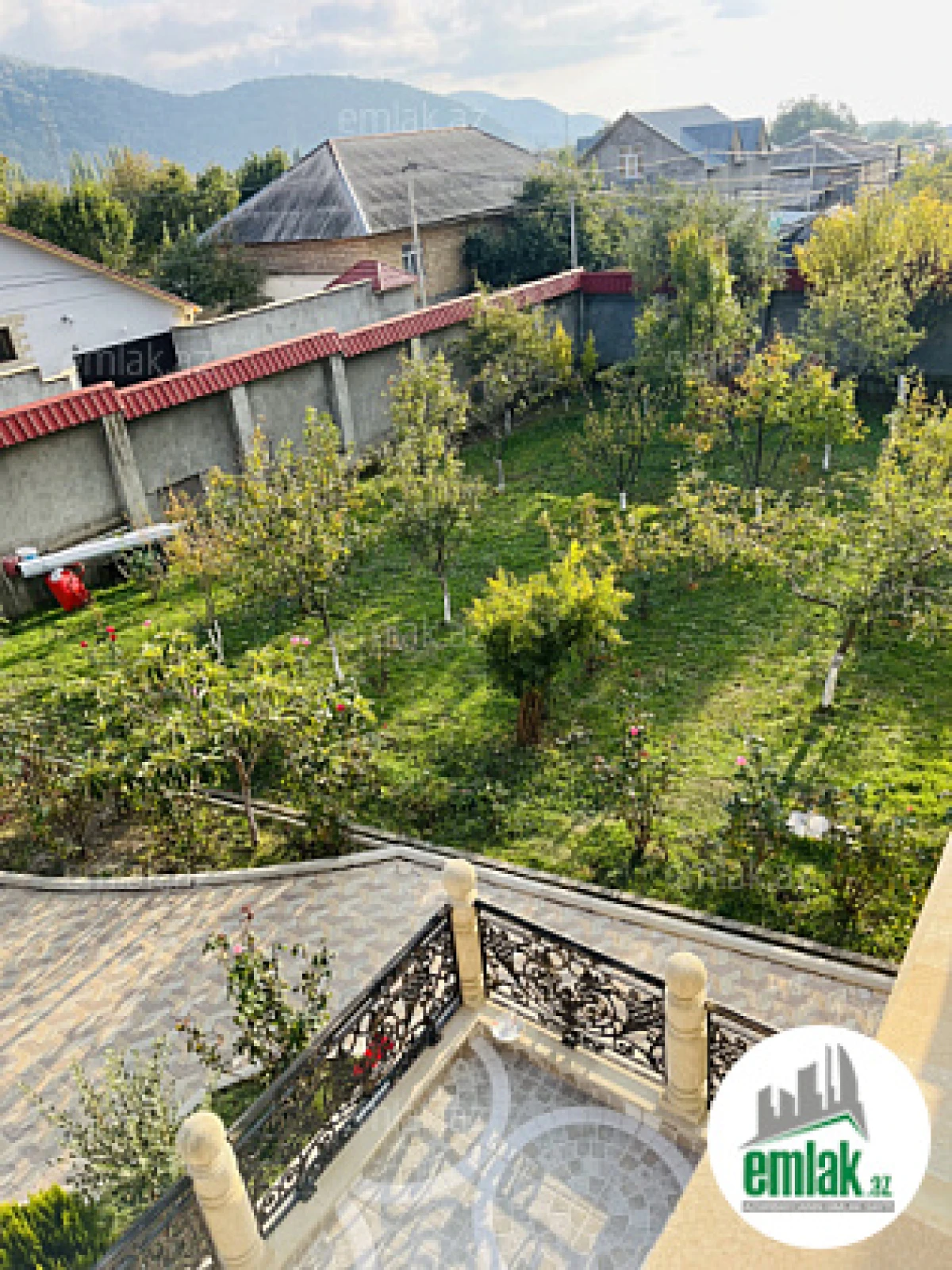 Satılır 6 otaqlı həyət evi 460 m²
