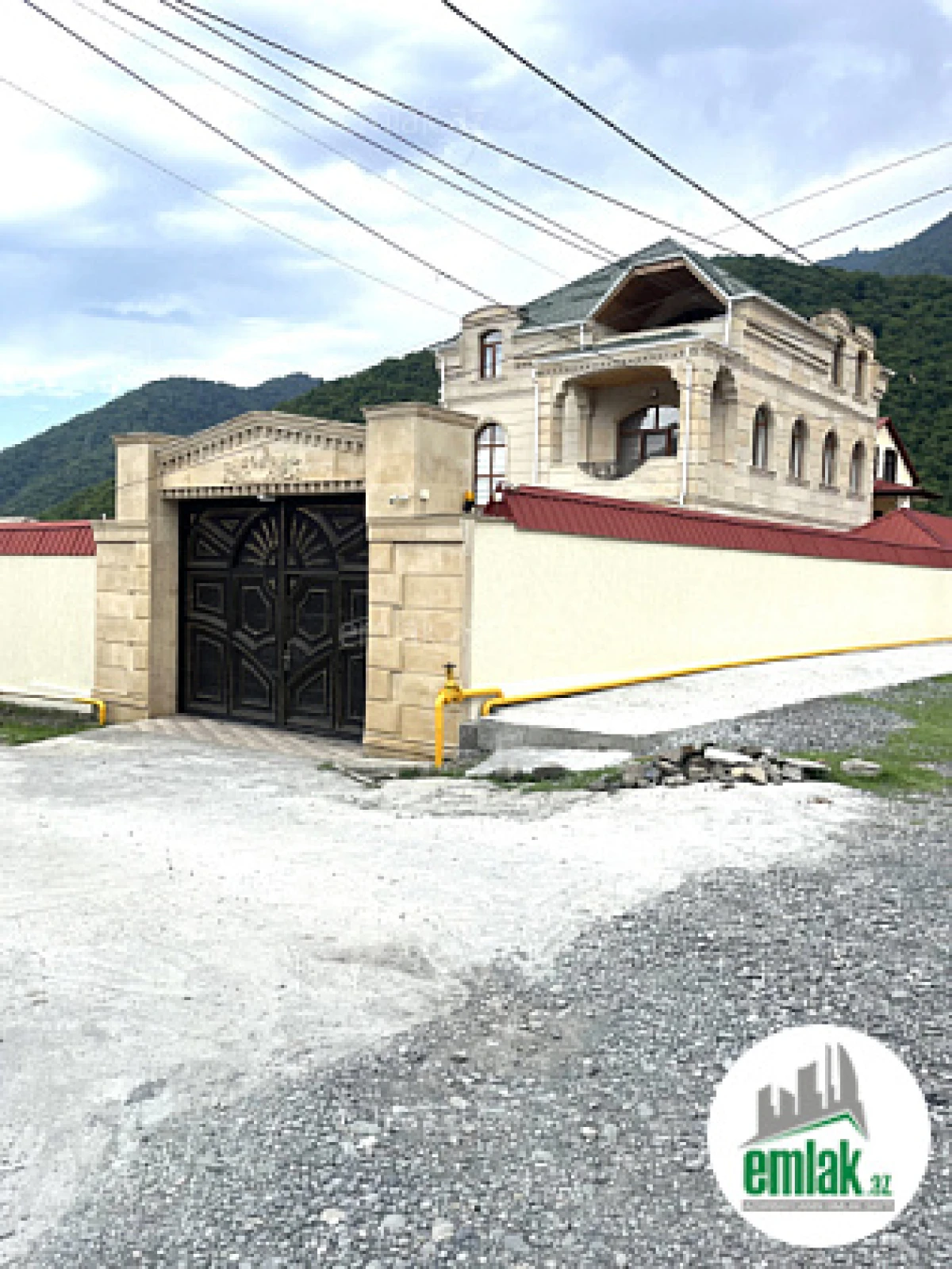 Satılır 6 otaqlı həyət evi 460 m²