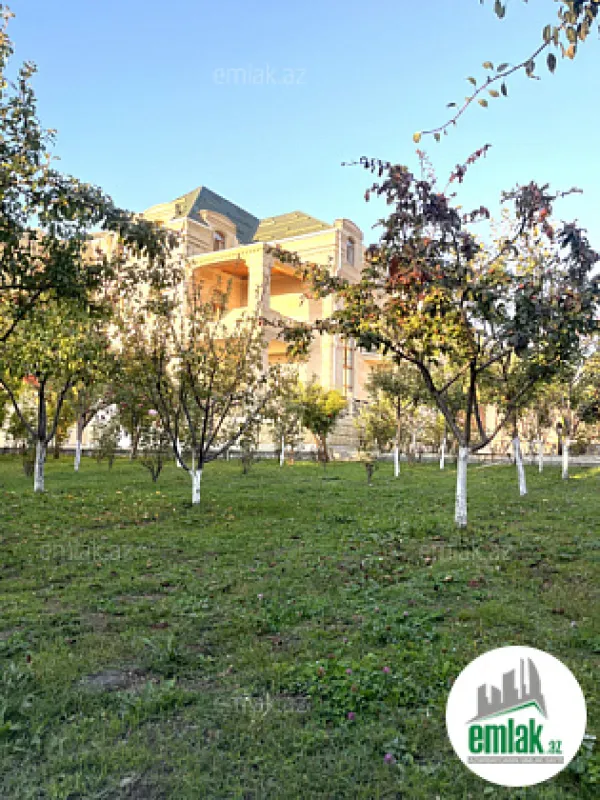 Satılır 6 otaqlı həyət evi 460 m²