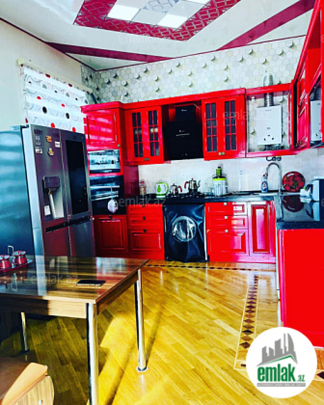 Satılır 6 otaqlı həyət evi 460 m²