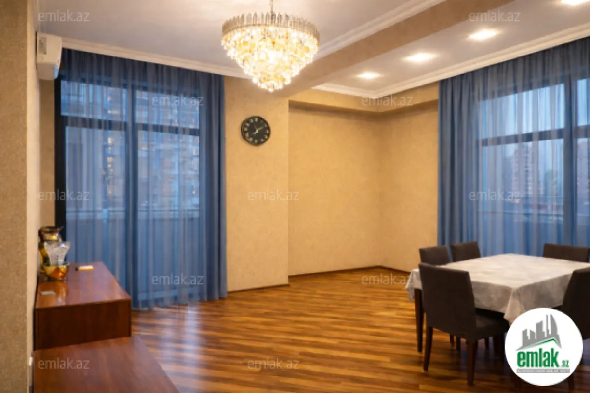 Satılır 3 otaqlı yeni tikili 127 m²