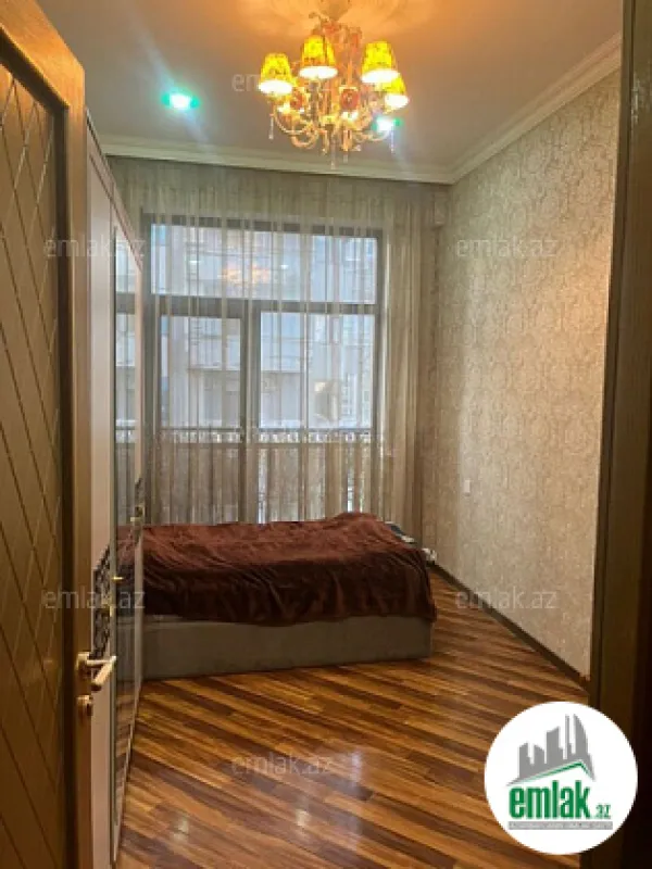 Satılır 3 otaqlı yeni tikili 127 m²