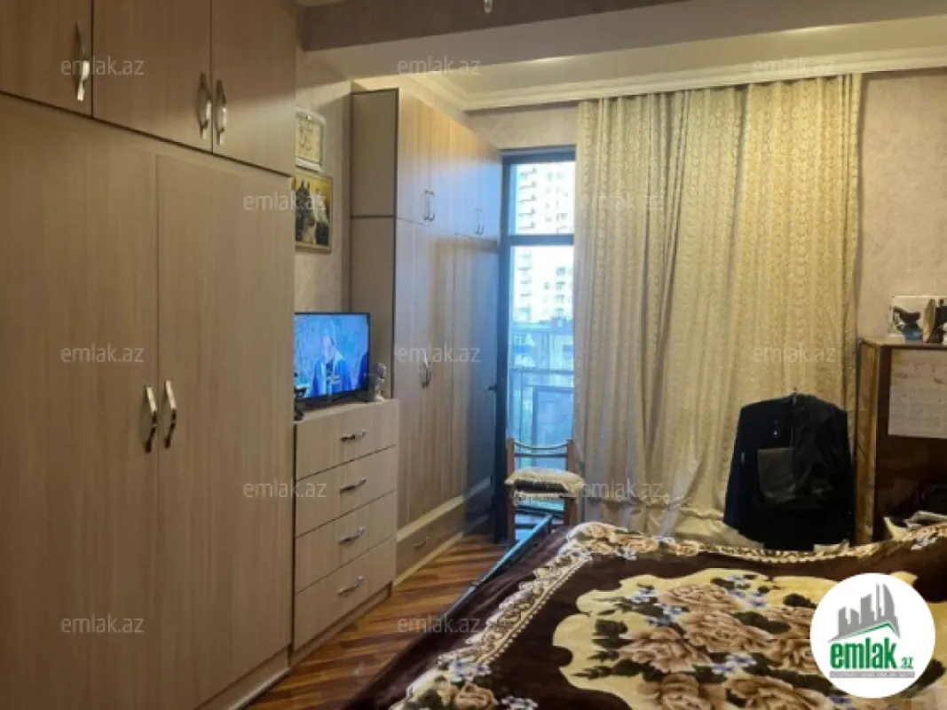 Satılır 3 otaqlı yeni tikili 127 m²
