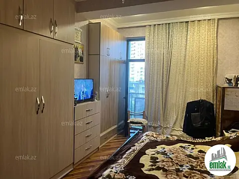 Satılır 3 otaqlı yeni tikili 127 m²