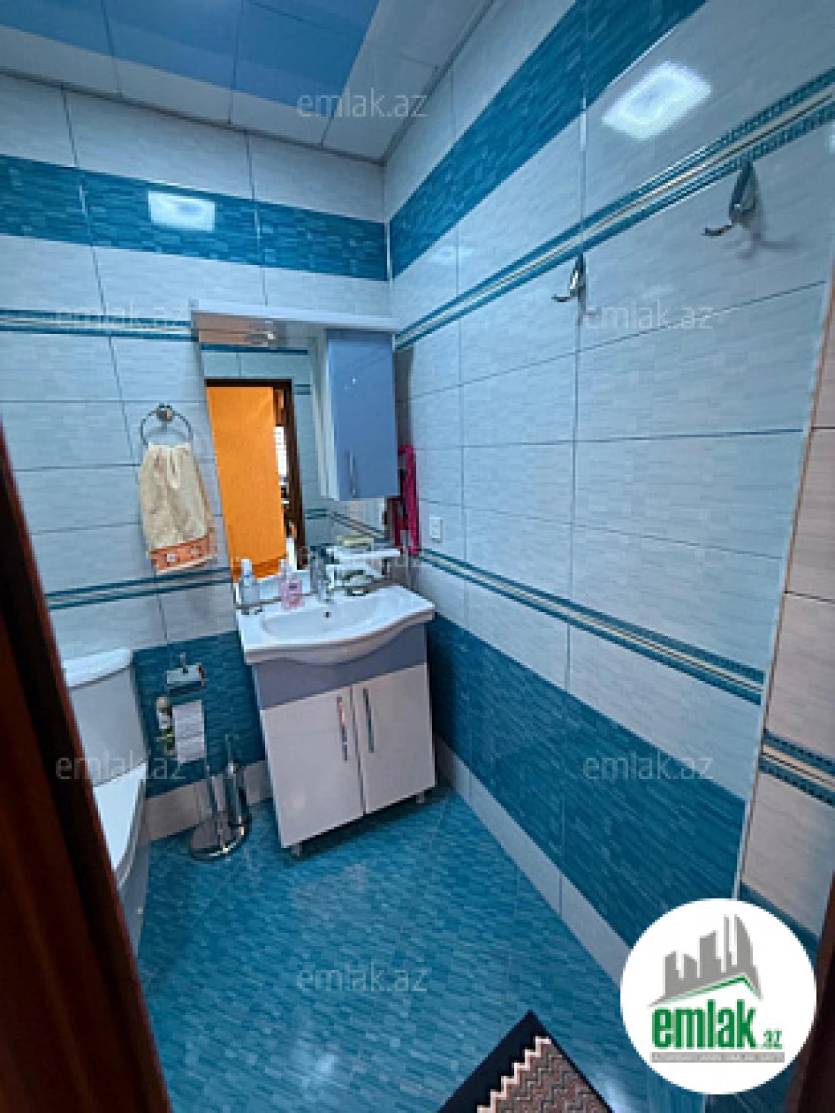 Satılır 3 otaqlı yeni tikili 122 m²