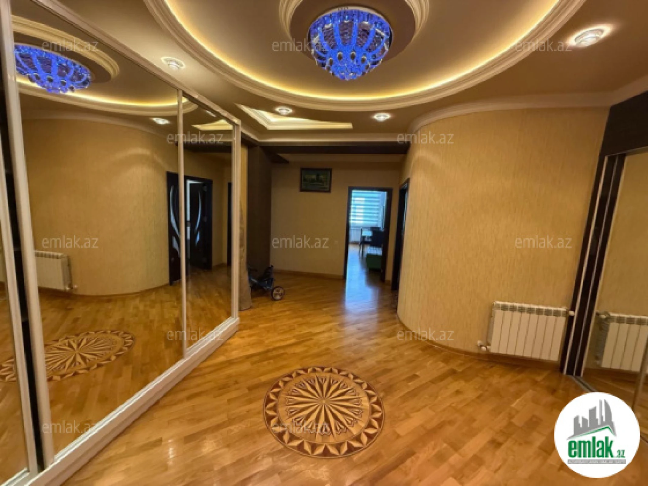 Satılır 3 otaqlı yeni tikili 122 m²