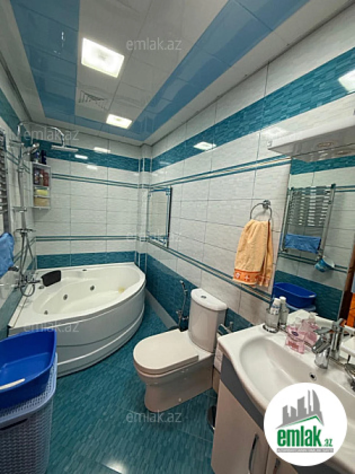 Satılır 3 otaqlı yeni tikili 122 m²