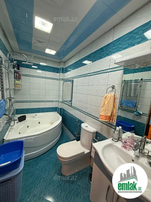 Satılır 3 otaqlı yeni tikili 122 m²