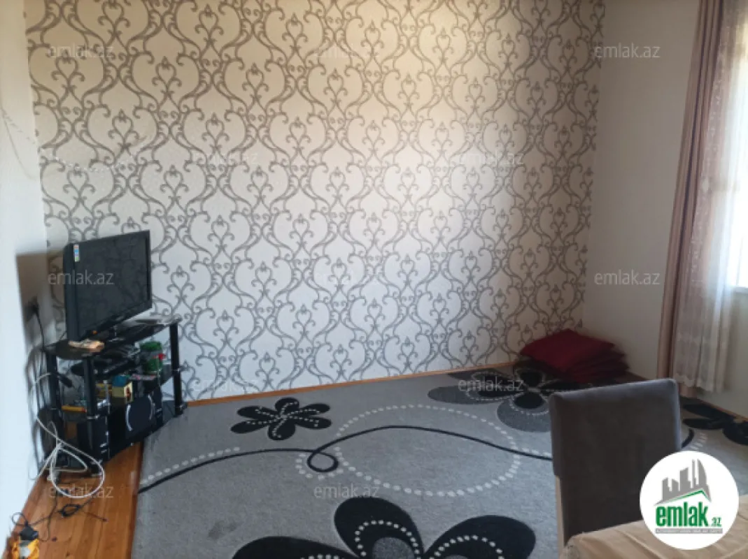 Satılır 4 otaqlı həyət evi 176.3 m²