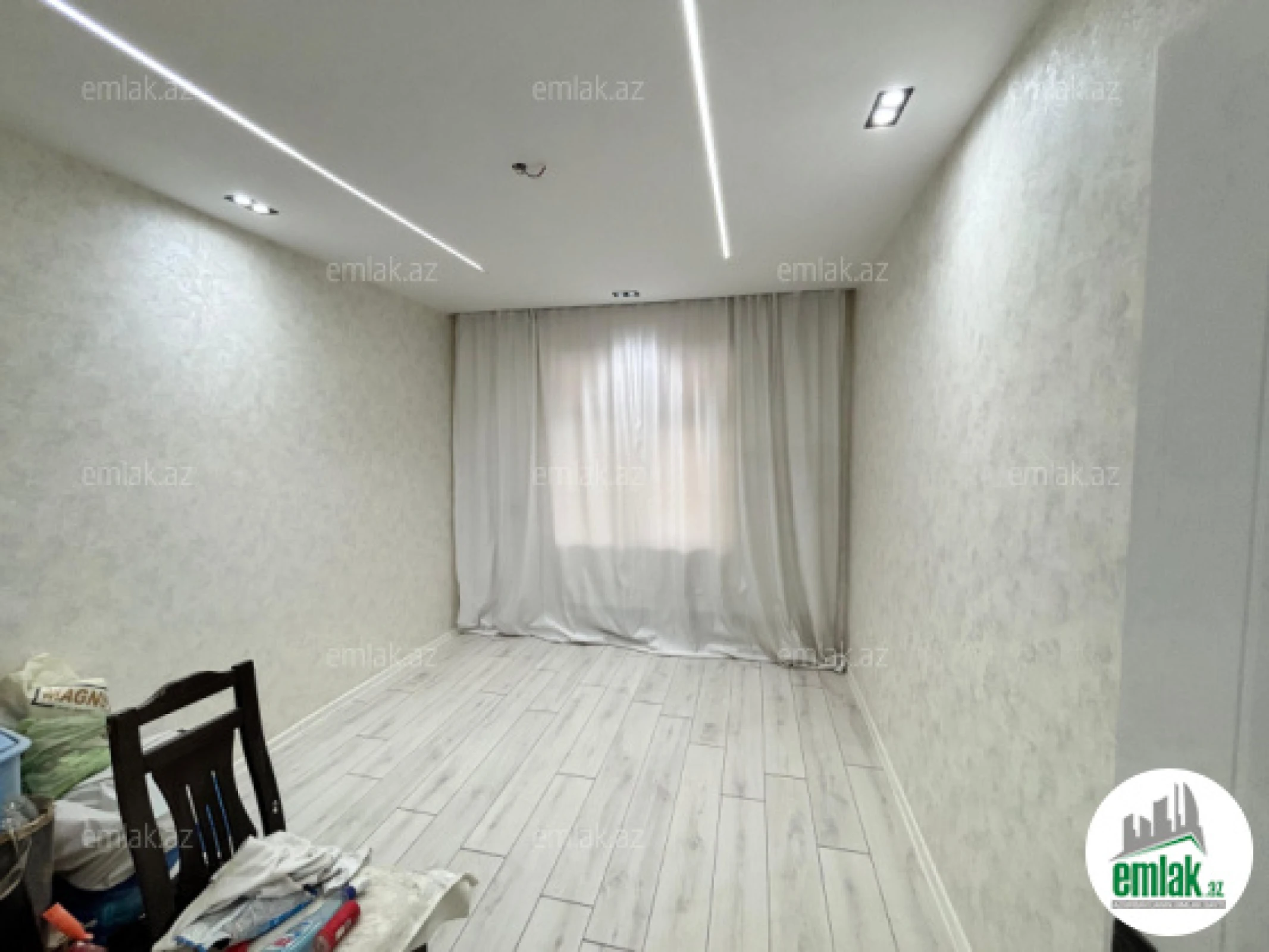 Satılır 3 otaqlı köhnə tikili 80 m²