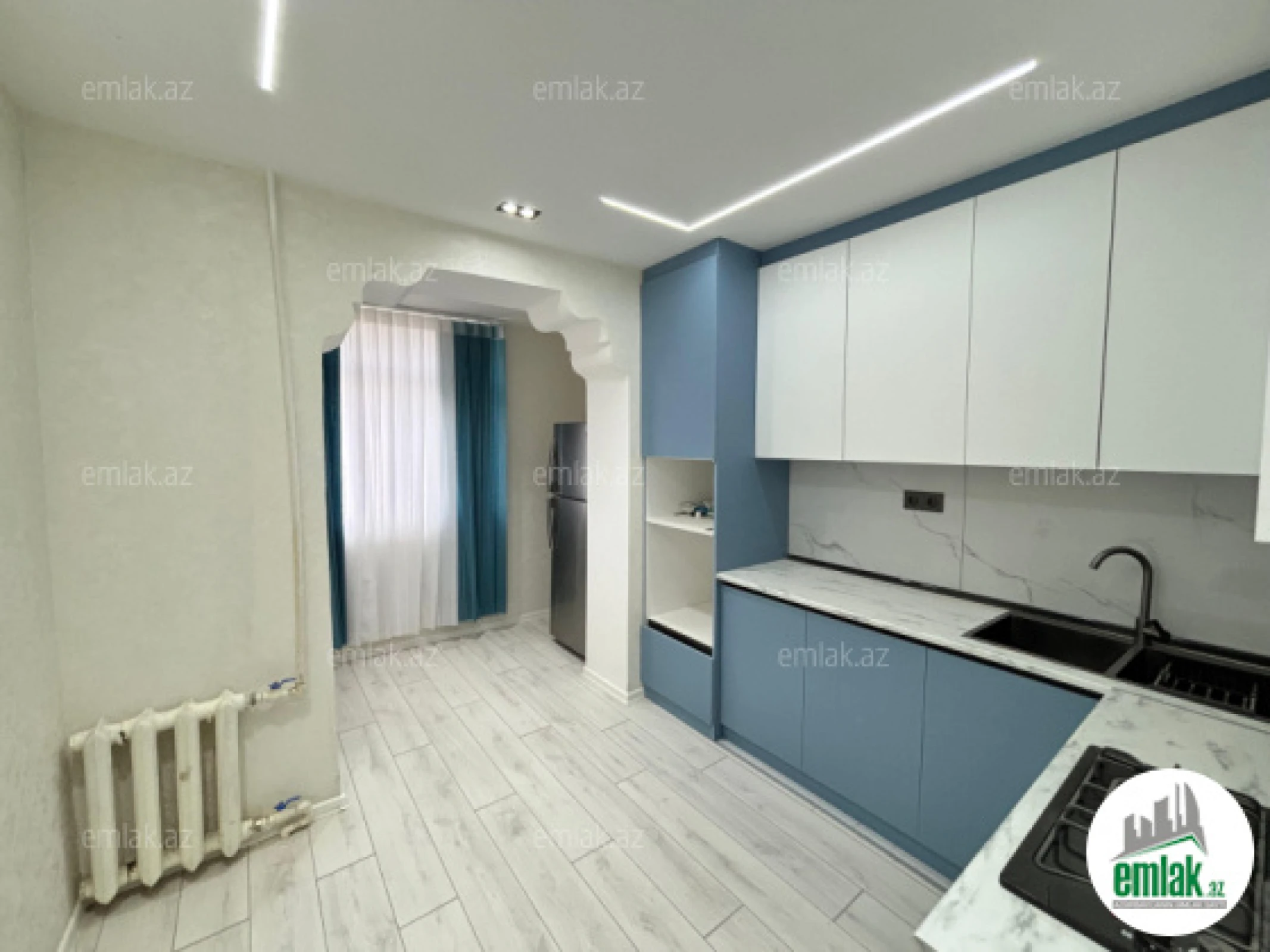 Satılır 3 otaqlı köhnə tikili 80 m²